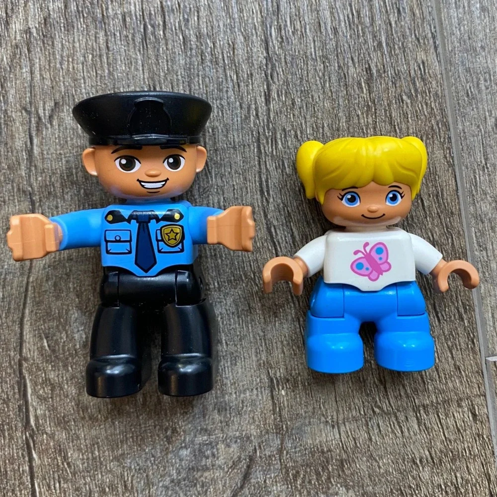 Lego Duplo Figures Lot Police Officer and Girl with Butterfly Shirt 2 Piece Set